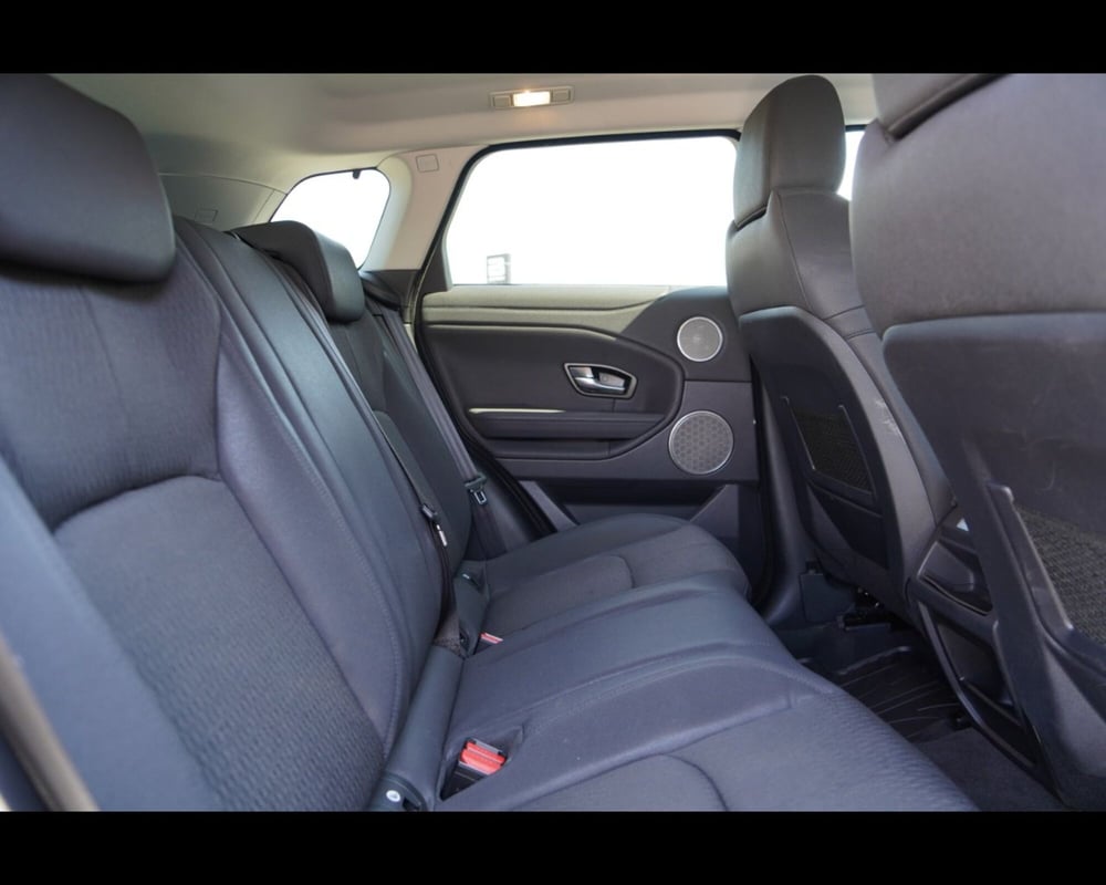 Land Rover Range Rover Evoque usata a Venezia (14)