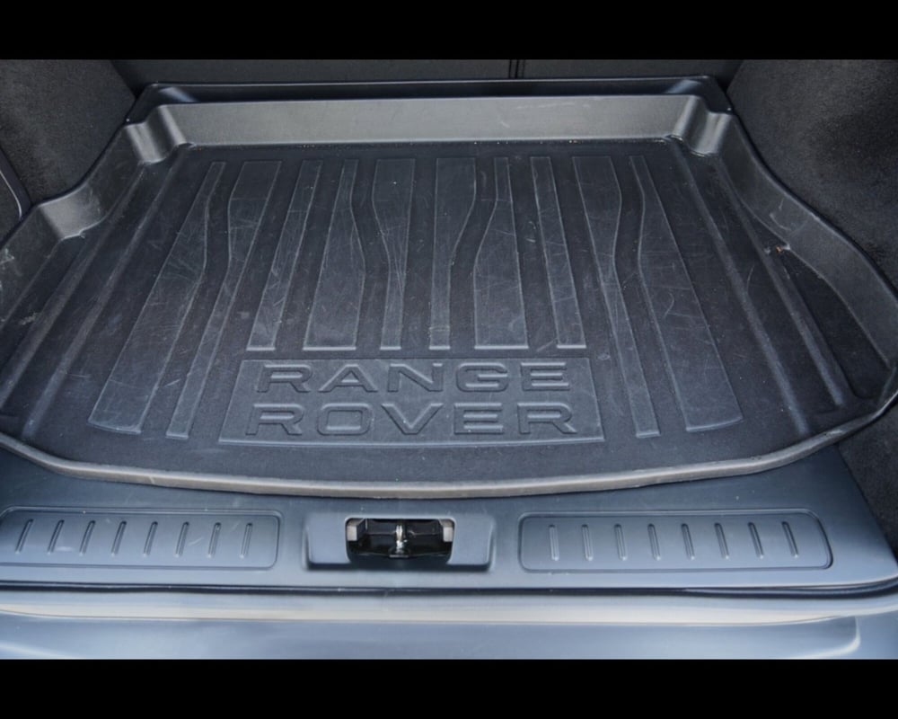 Land Rover Range Rover Evoque usata a Venezia (15)