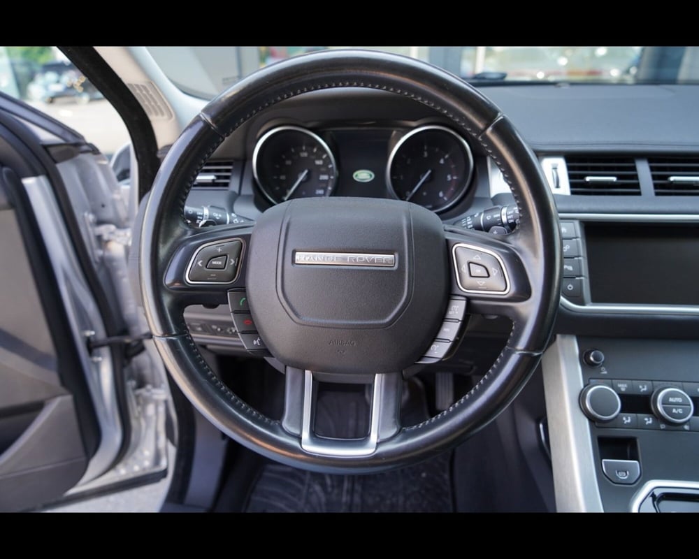 Land Rover Range Rover Evoque usata a Venezia (9)