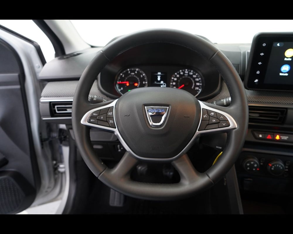 Dacia Sandero usata a Treviso (9)