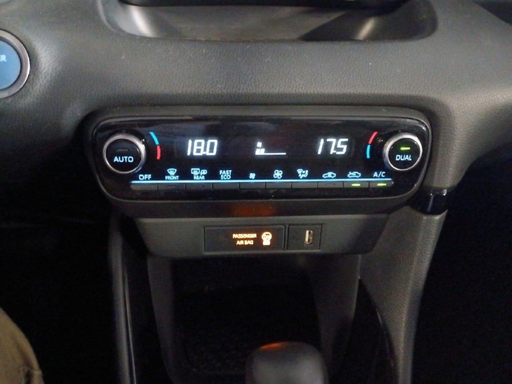 Toyota Yaris nuova a Milano (14)