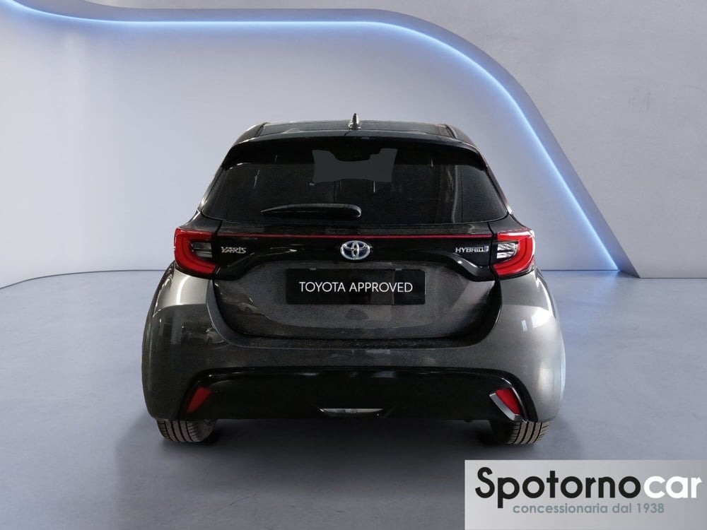 Toyota Yaris nuova a Milano (4)