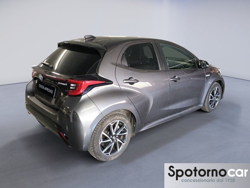 Toyota Yaris nuova a Milano (5)