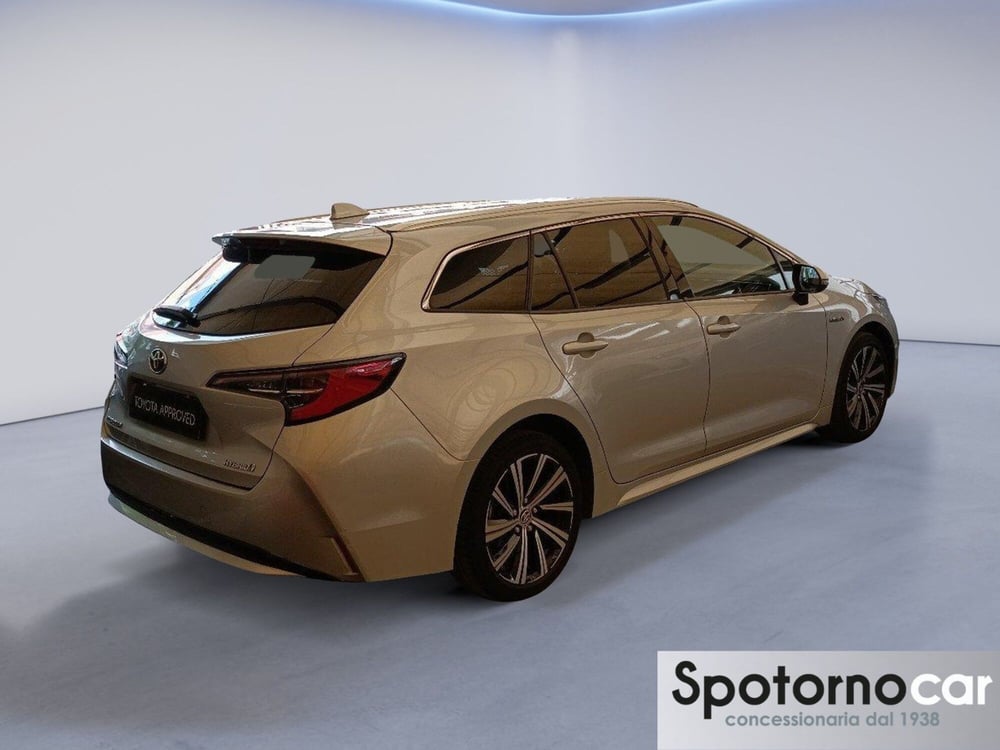 Toyota Corolla Touring Sports usata a Milano (19)