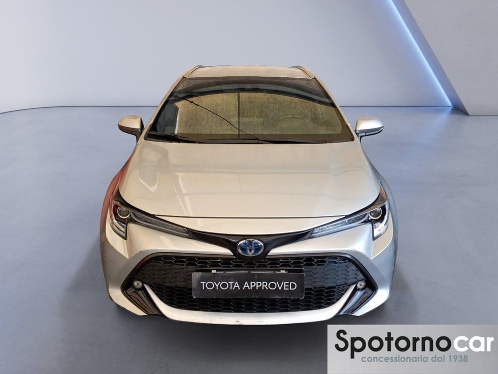 Toyota Corolla Touring Sports usata a Milano (5)