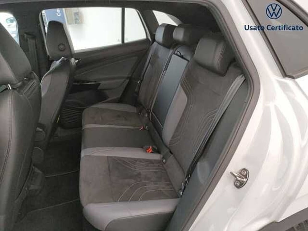 Volkswagen ID.4 usata a Varese (9)