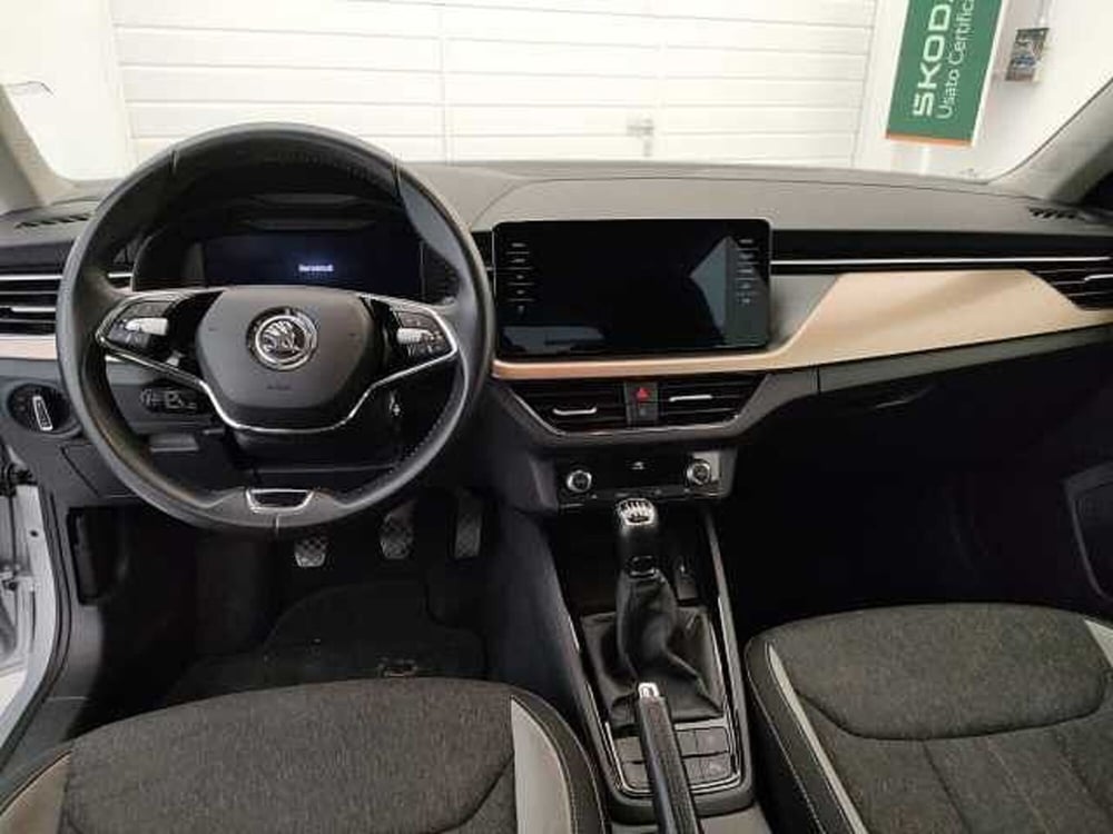 Skoda Kamiq usata a Varese (15)