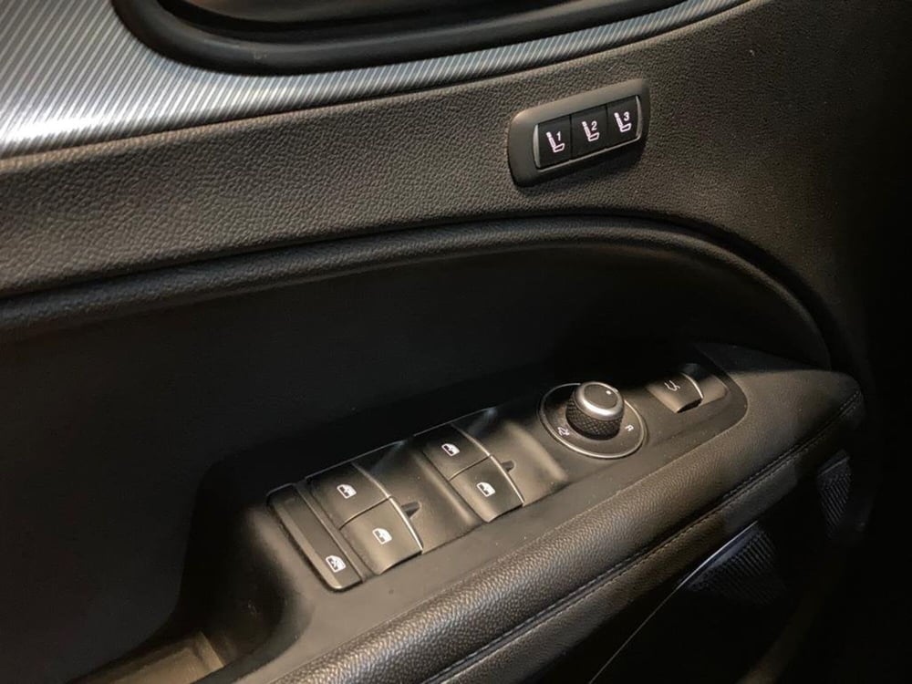 Alfa Romeo Stelvio usata a Ascoli Piceno (18)