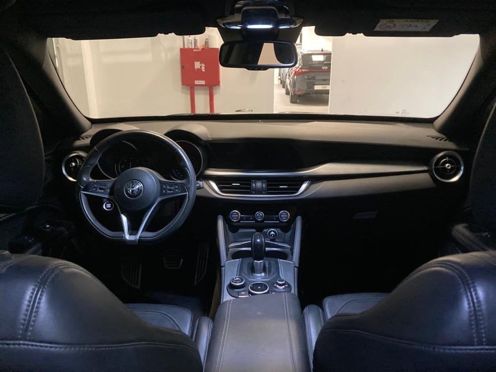Alfa Romeo Stelvio usata a Ascoli Piceno (7)