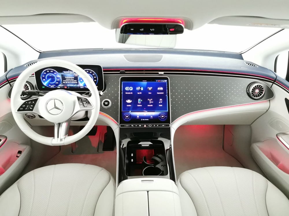 Mercedes-Benz EQE usata a Chieti (9)