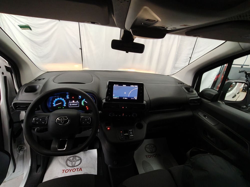 Toyota Proace City Electric usata a Roma (7)