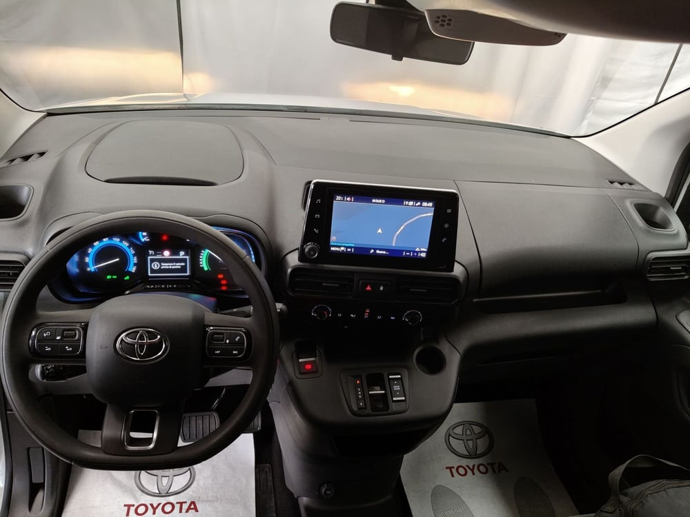 Toyota Proace City Electric usata a Roma (8)