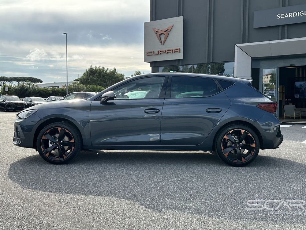 Cupra Leon nuova a Livorno (4)