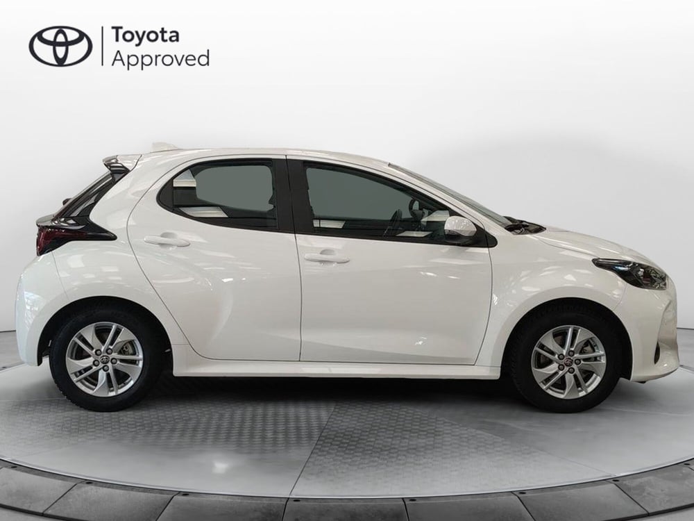 Toyota Yaris usata a Roma (12)