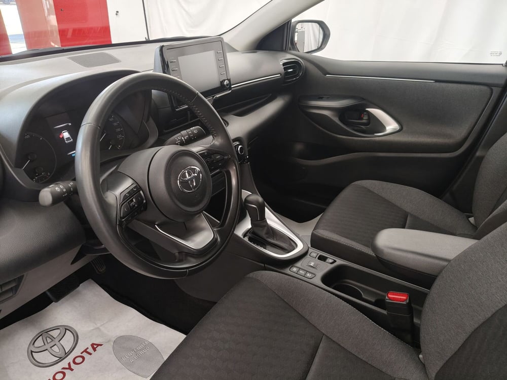Toyota Yaris usata a Roma (15)
