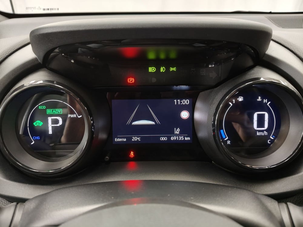 Toyota Yaris usata a Roma (8)