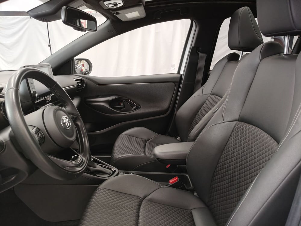Toyota Yaris usata a Roma (5)