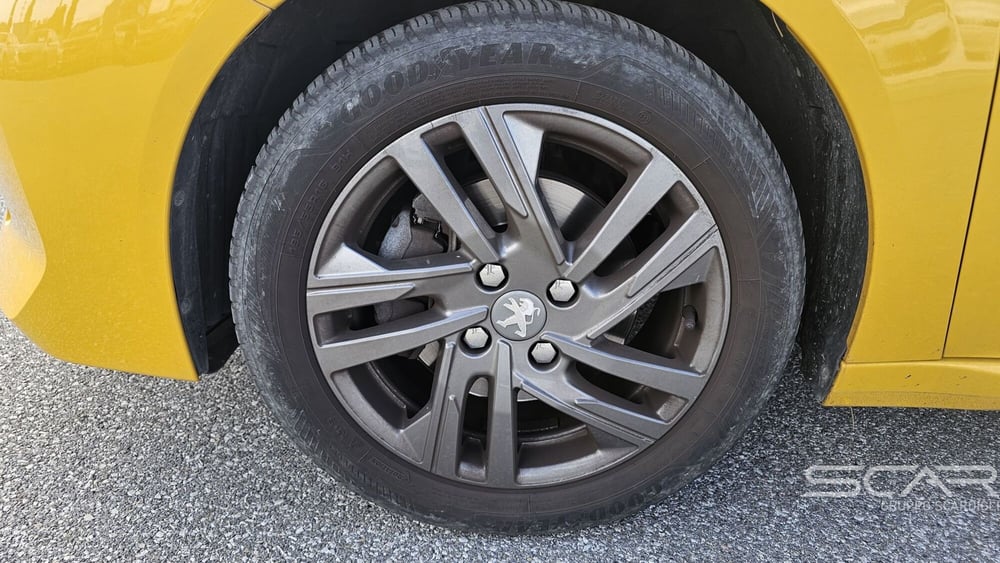 Peugeot 208 usata a Livorno (10)