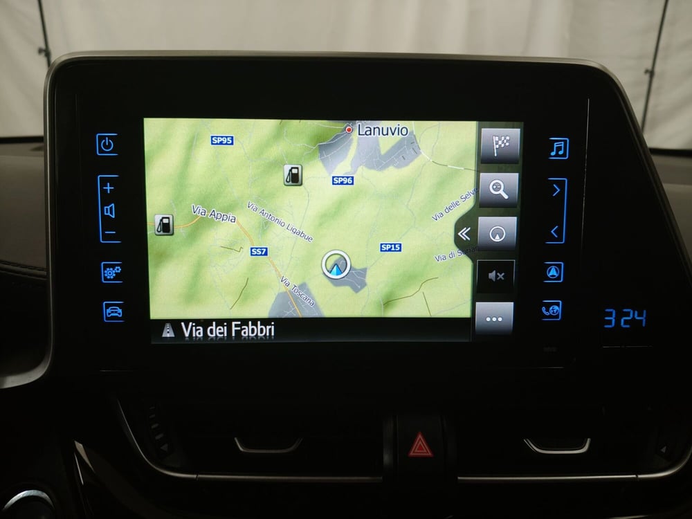 Toyota Toyota C-HR usata a Roma (14)