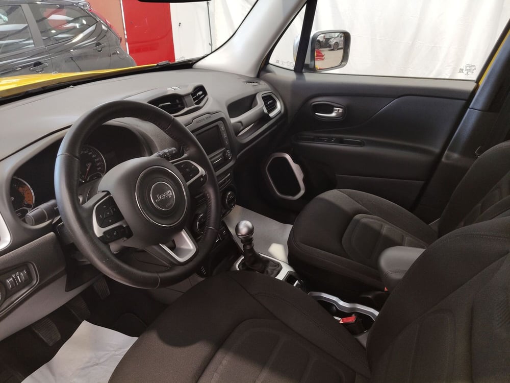 Jeep Renegade usata a Roma (15)