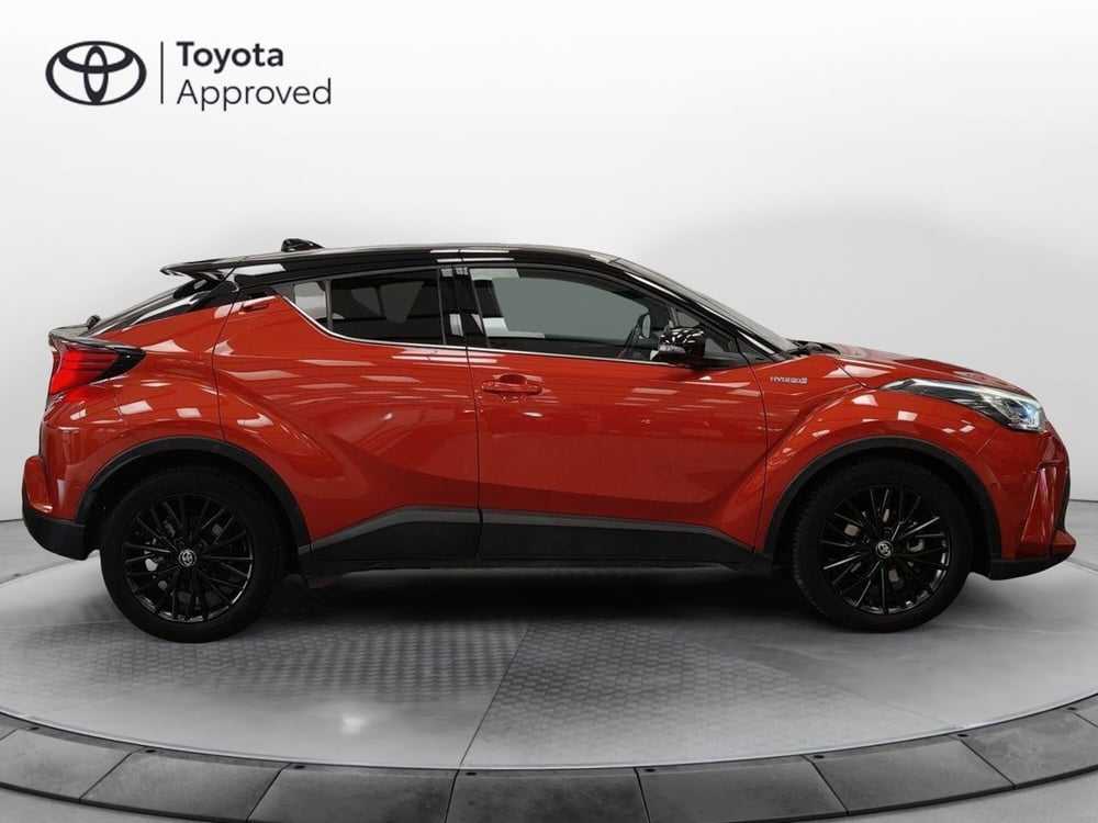 Toyota Toyota C-HR usata a Roma (17)