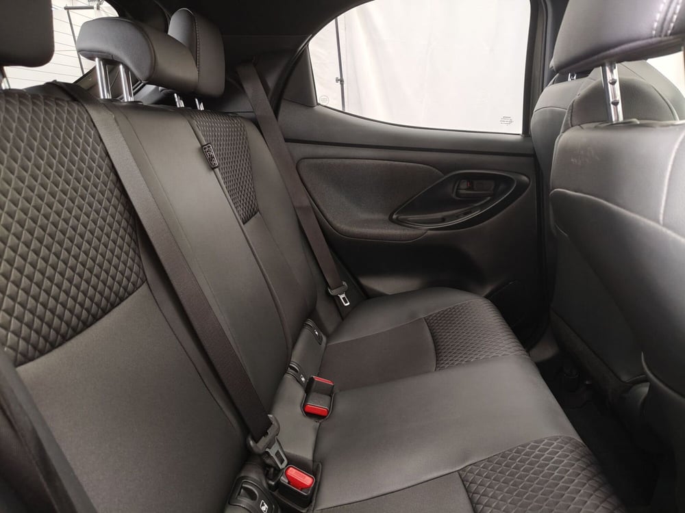 Toyota Yaris usata a Roma (8)