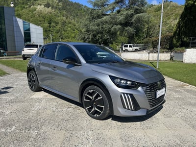 Peugeot 208 PureTech 100 Stop&amp;Start 5 porte GT del 2024 usata a La Spezia