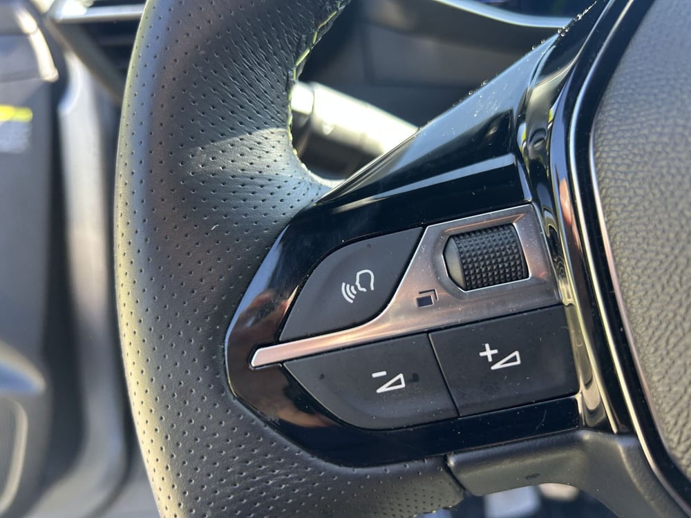 Peugeot 208 usata a La Spezia (15)