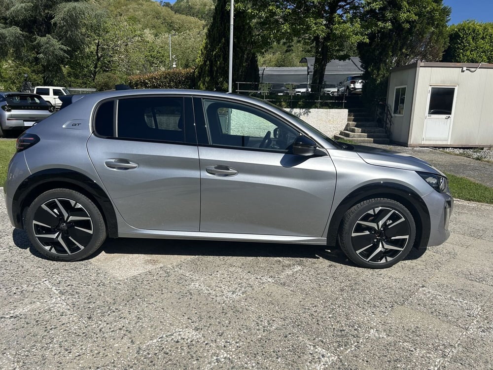 Peugeot 208 usata a La Spezia (8)