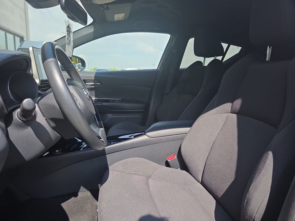 Toyota Toyota C-HR usata a Ravenna (15)