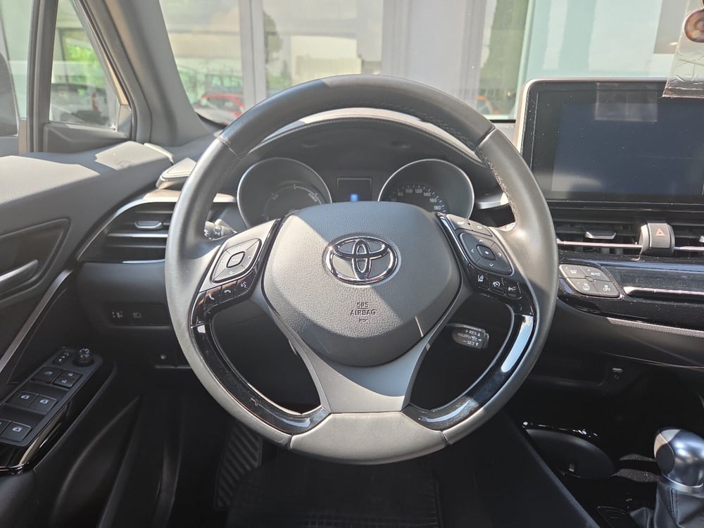 Toyota Toyota C-HR usata a Ravenna (17)
