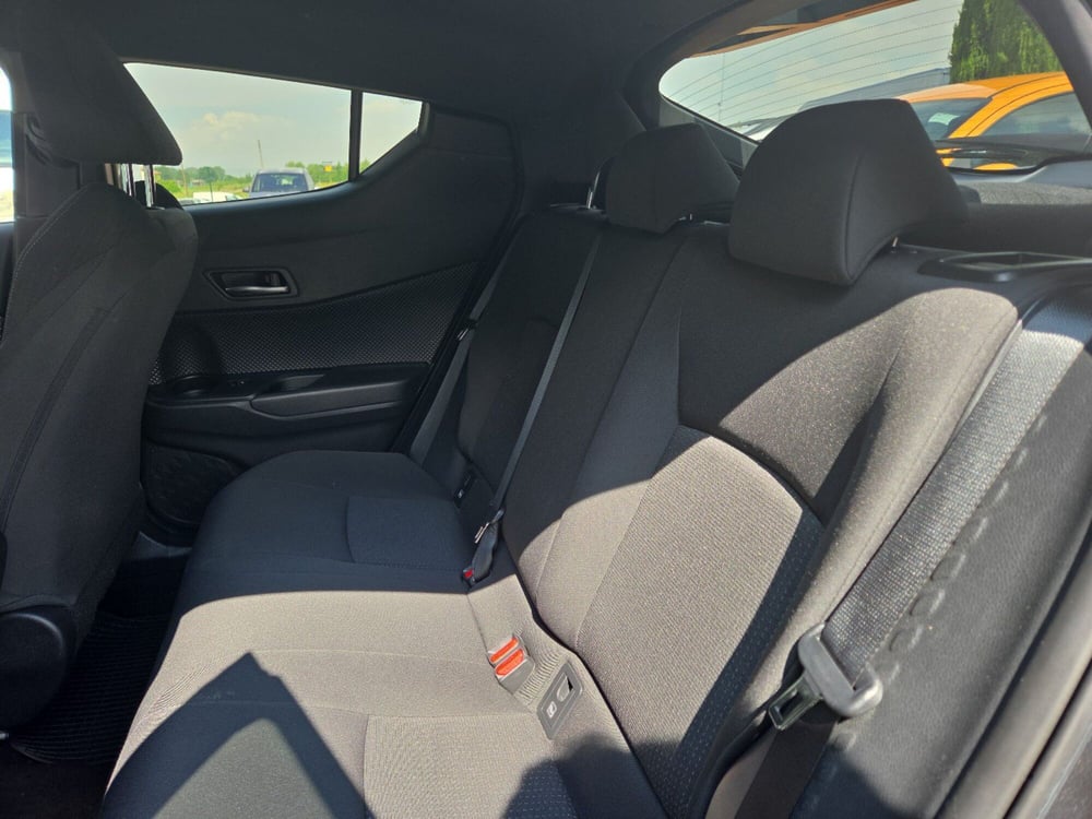 Toyota Toyota C-HR usata a Ravenna (18)
