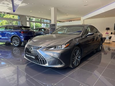 Lexus ES Hybrid FSport nuova a San Lazzaro di Savena