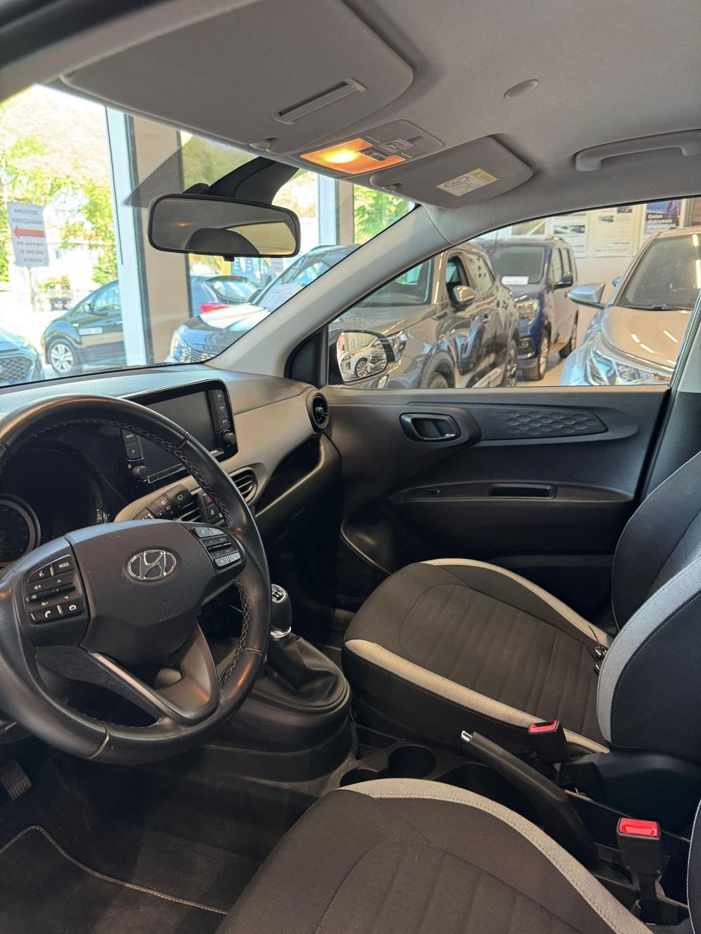 Hyundai i10 usata a Ferrara (8)
