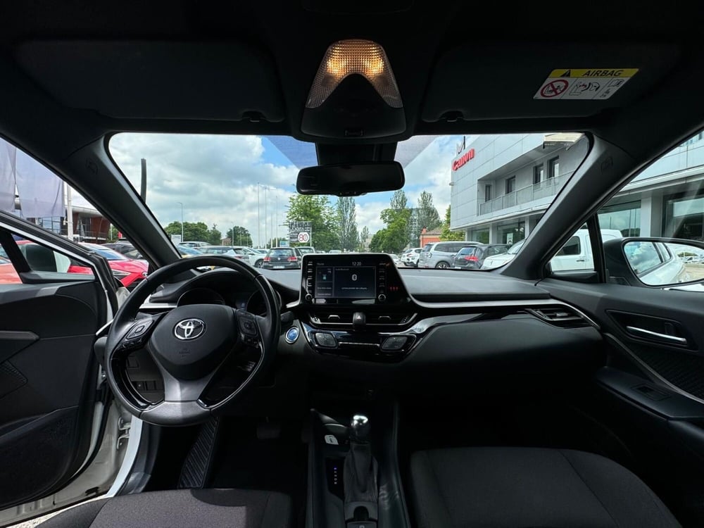 Toyota Toyota C-HR usata a Modena (16)