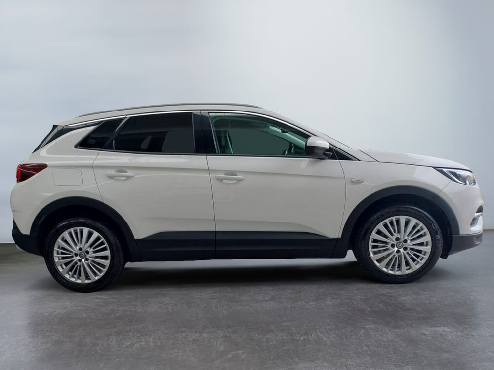 Opel Grandland usata a Modena (4)