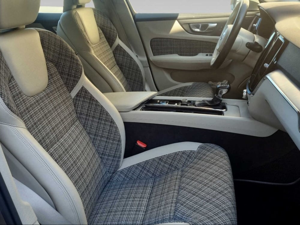 Volvo V60 usata a Firenze (11)