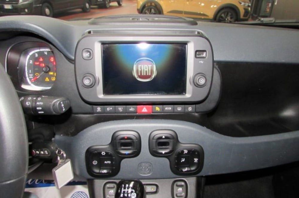 Fiat Panda Cross usata a Milano (6)