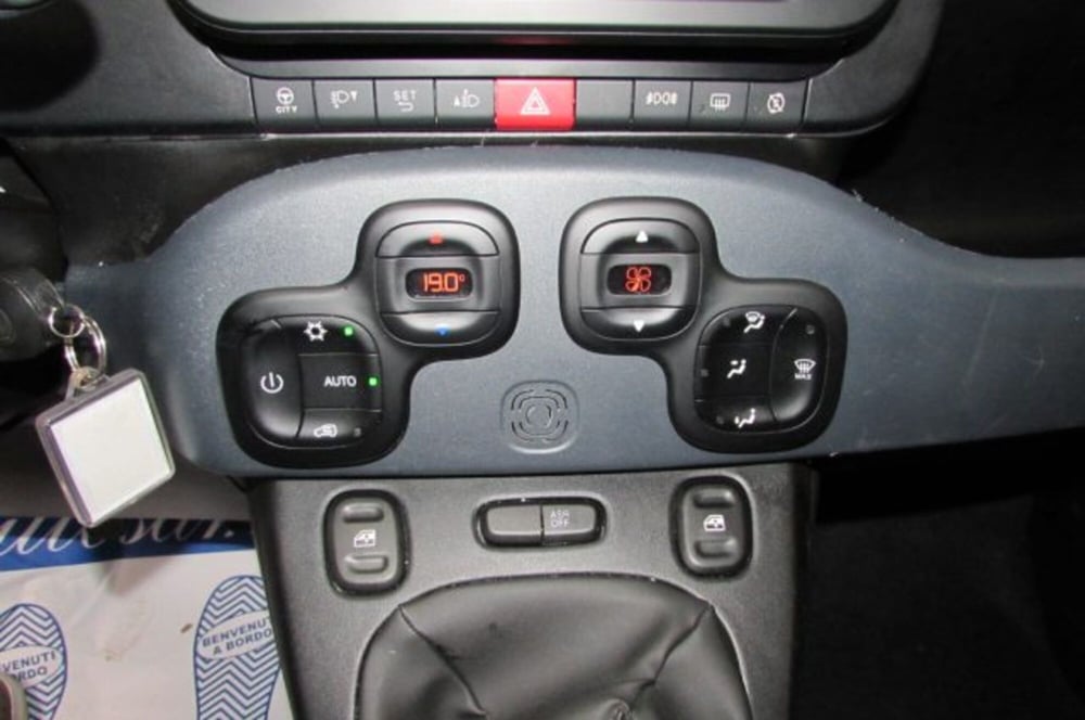 Fiat Panda Cross usata a Milano (8)