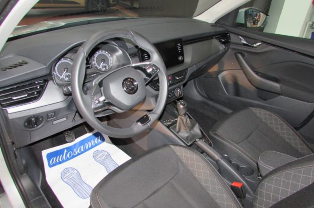 Skoda Kamiq usata a Milano (7)