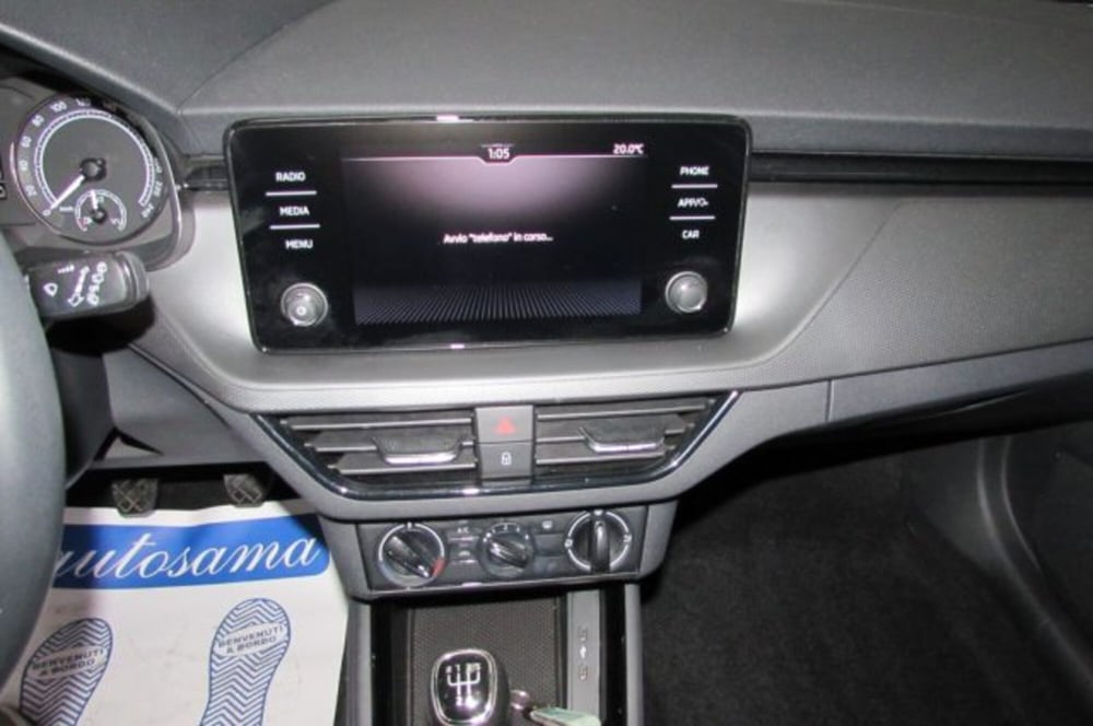 Skoda Kamiq usata a Milano (8)