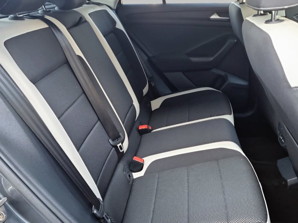 Volkswagen T-Roc usata a Siena (11)