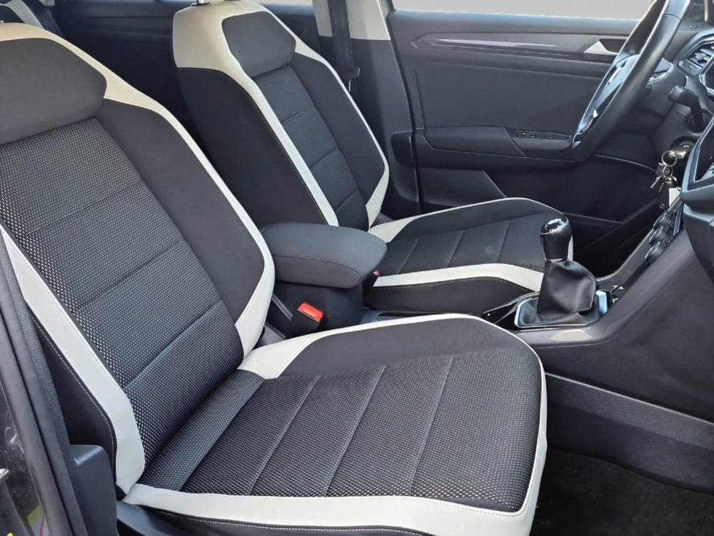 Volkswagen T-Roc usata a Siena (12)