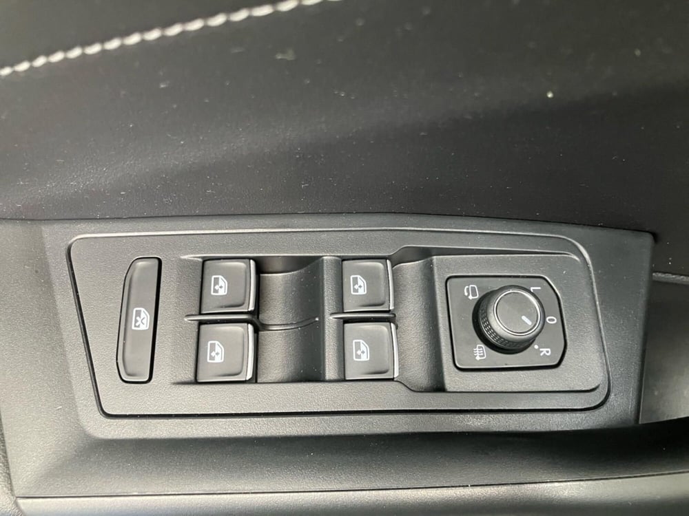 Volkswagen T-Roc usata a Bologna (19)