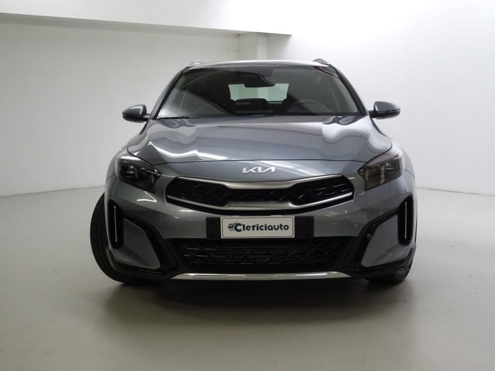Kia XCeed nuova a Como (2)