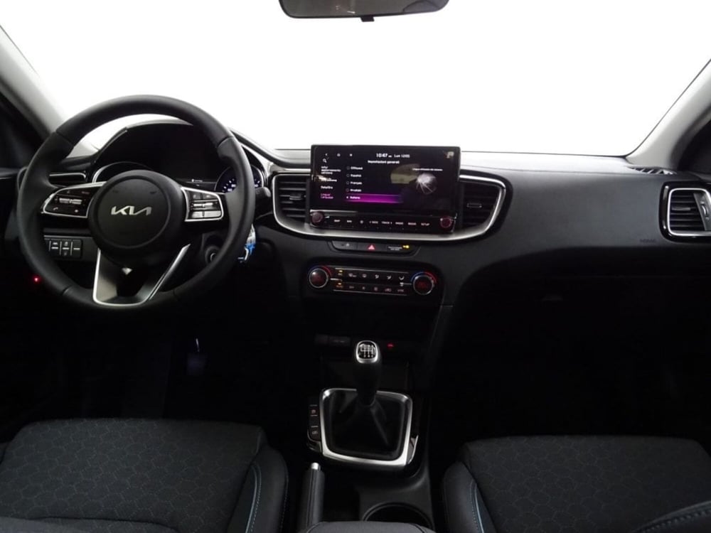 Kia XCeed nuova a Como (5)