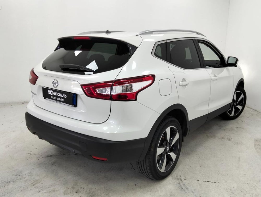 Nissan Qashqai usata a Como (2)