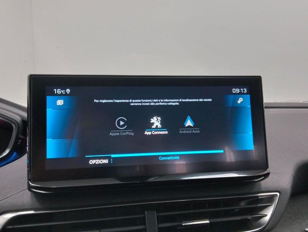 Peugeot 5008 usata a Como (17)