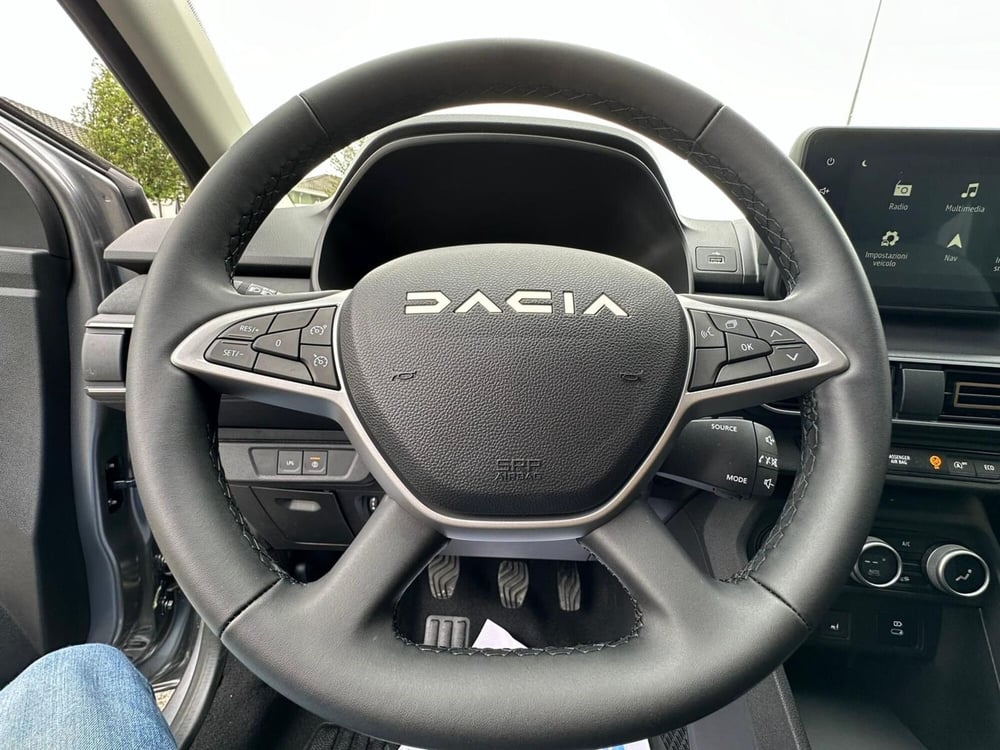 Dacia Jogger nuova a Monza e Brianza (10)
