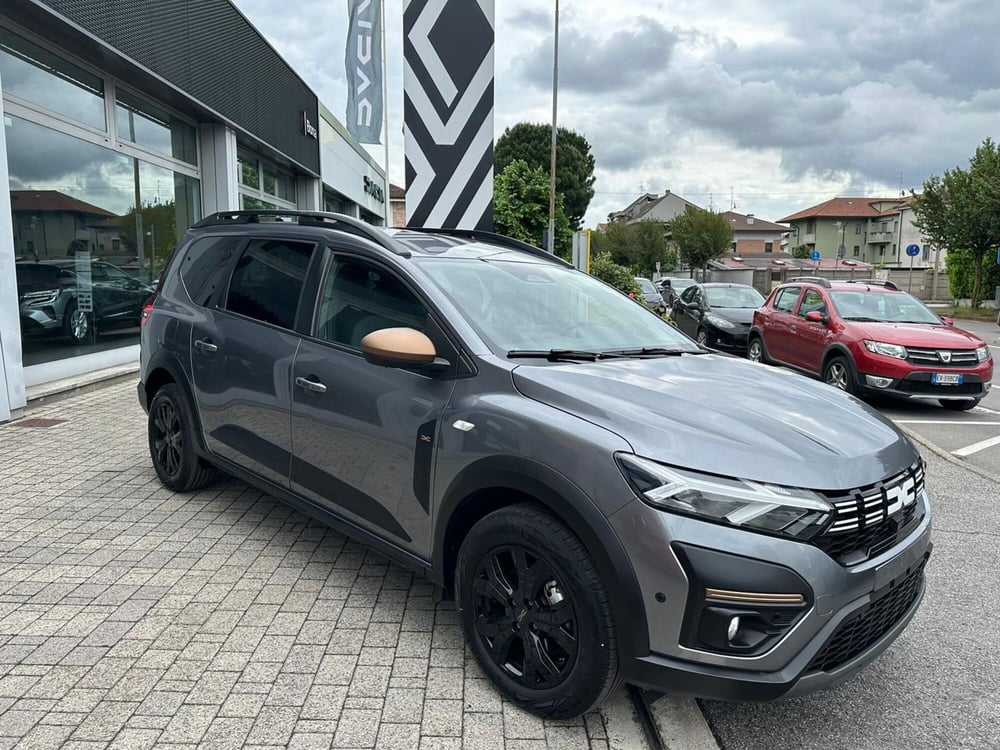 Dacia Jogger nuova a Monza e Brianza (2)